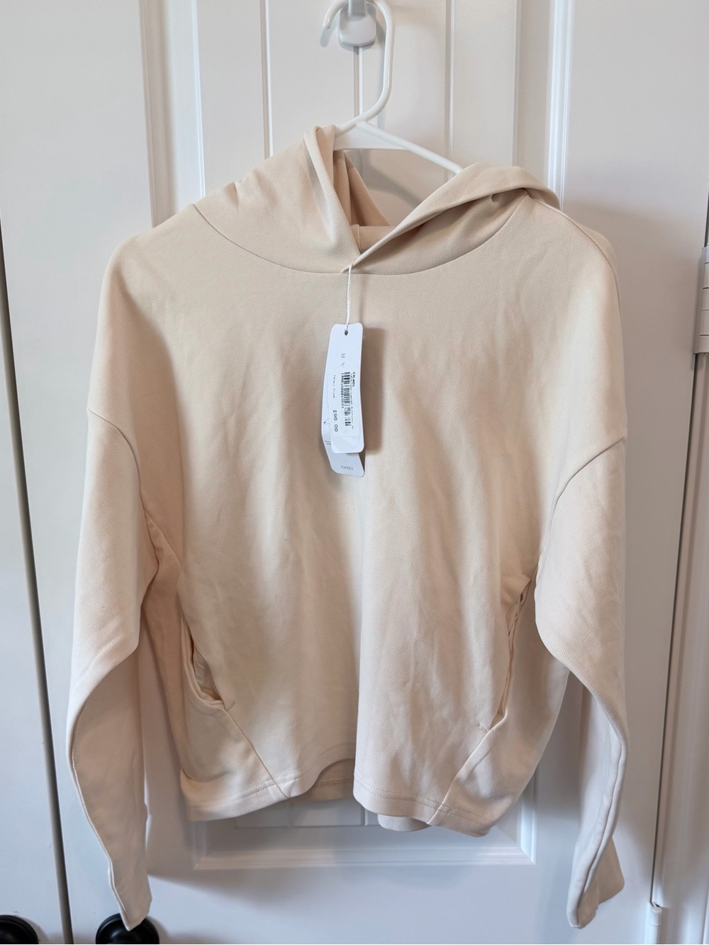 NWT Levelwear Verve Sweet Cropped Hoodie XS Cream